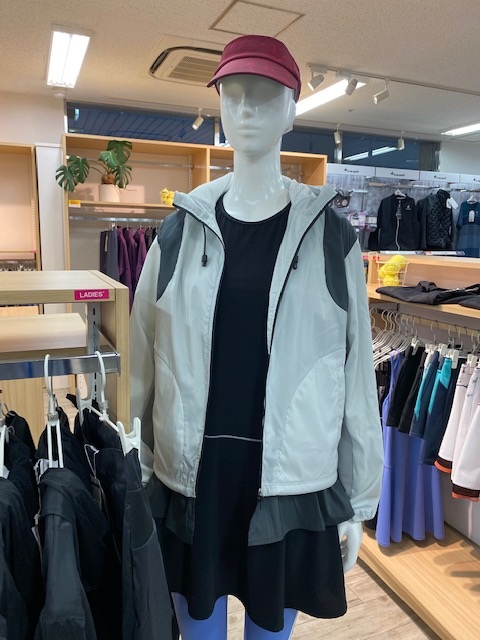 エレッセ光電子ウエアのクリアランス明日スタート